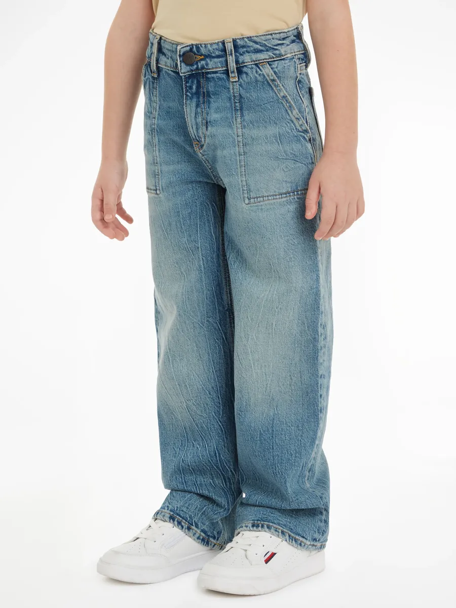 Джинсы обычного кроя Calvin Klein Jeans "SKATER VISUAL BLUE CF", для детей до 16 лет, синий
Джинсы обычного кроя Calvin Klein Jeans "SKATER VISUAL BLUE CF", для детей до 16 лет, синий