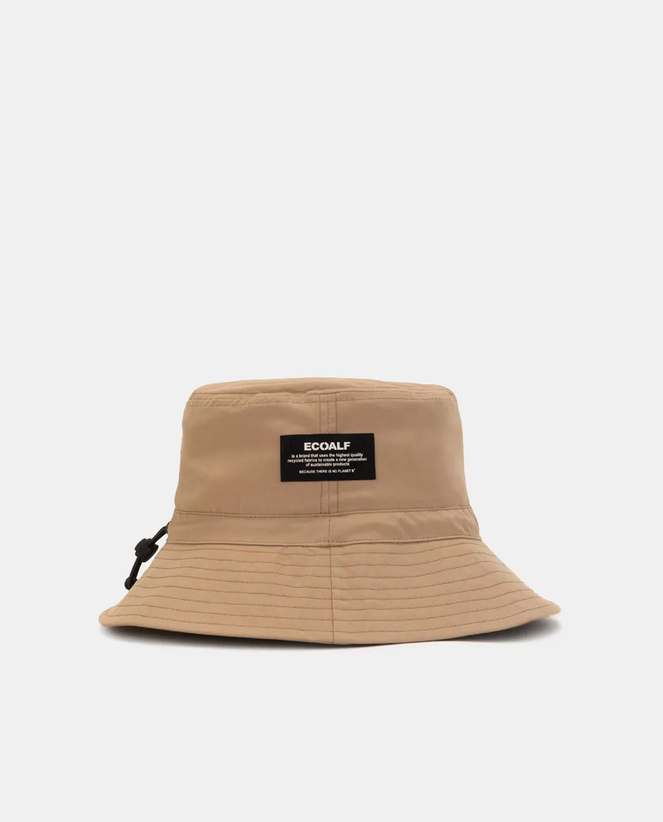 Черная кепка из переработанного полиэстера для защиты от дождя Ecoalf, цвет Topo
Черная кепка из переработанного полиэстера для защиты от дождя Ecoalf, цвет Topo