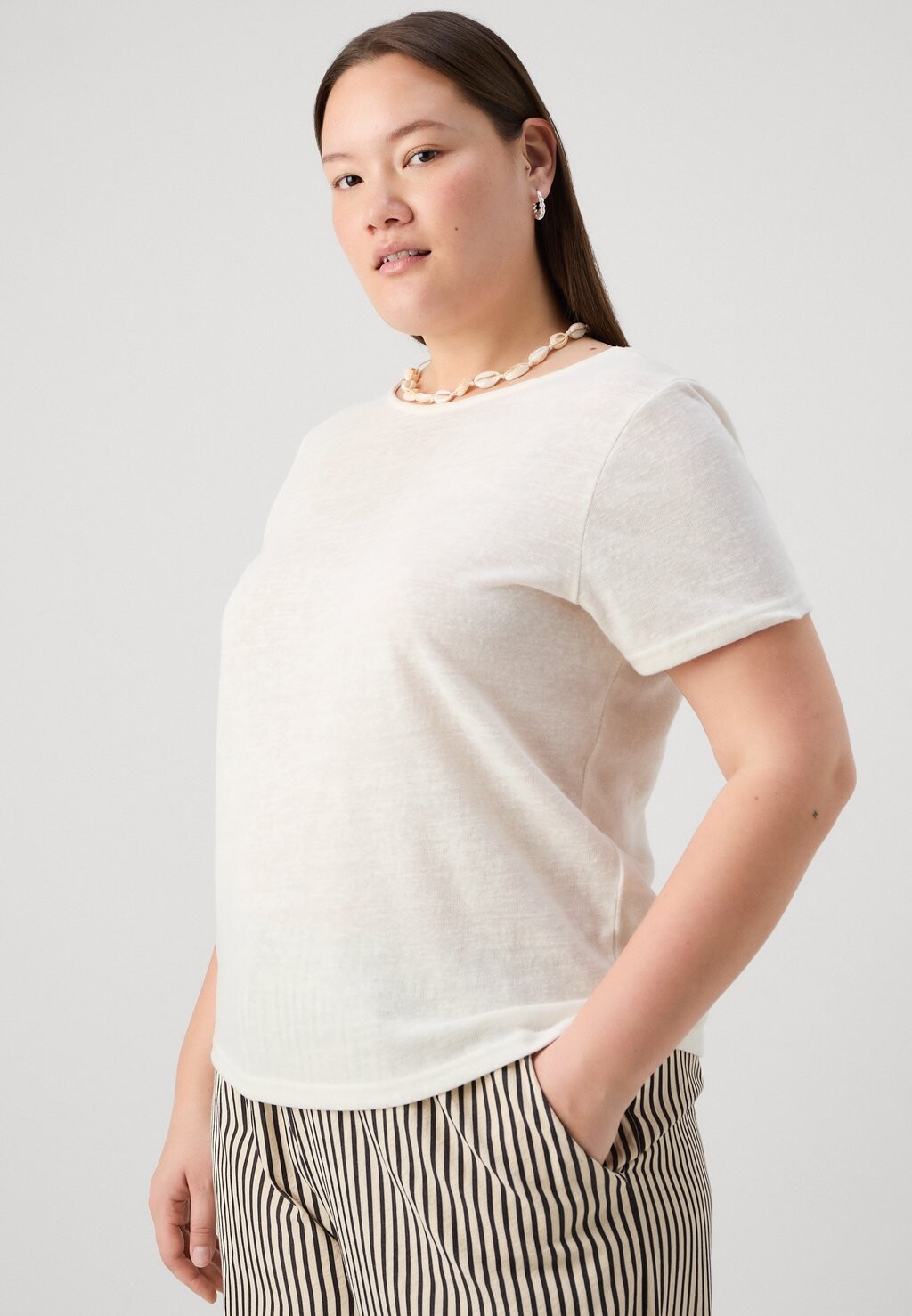 Футболка с принтом Cloud Dancer Carleonora Only, кремовый
Футболка с принтом Cloud Dancer Carleonora Only, кремовый