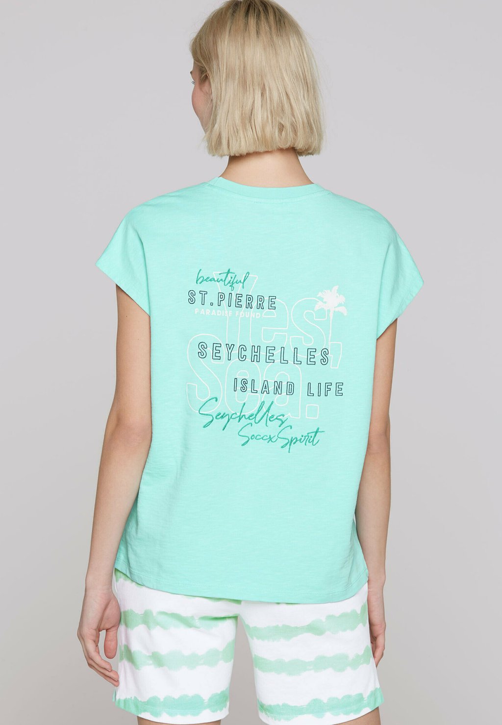 Футболка с принтом MIT RÜCKEN-ARTWORK Soccx, светло-голубой
Футболка с принтом MIT RÜCKEN-ARTWORK Soccx, светло-голубой