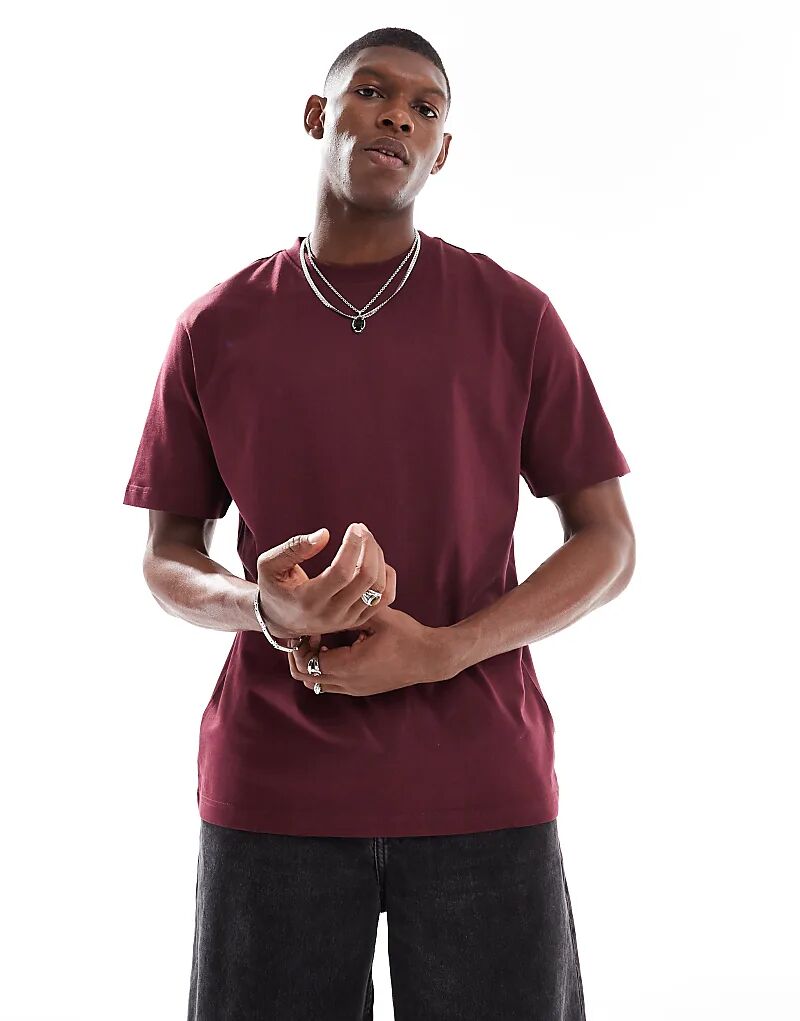 Футболка свободного кроя ONLY & SONS бордового цвета
Футболка свободного кроя ONLY & SONS бордового цвета