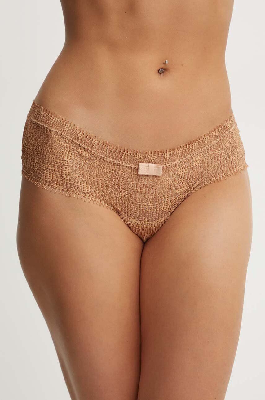 Нижнее белье Chantelle, бежевый
Нижнее белье Chantelle, бежевый