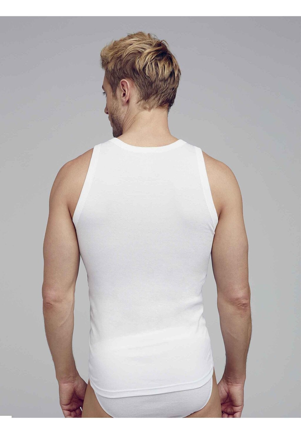 Майка ACHSELSHIRT MIT FUNKTIONSSCHNITT Jockey, белый
Майка ACHSELSHIRT MIT FUNKTIONSSCHNITT Jockey, белый