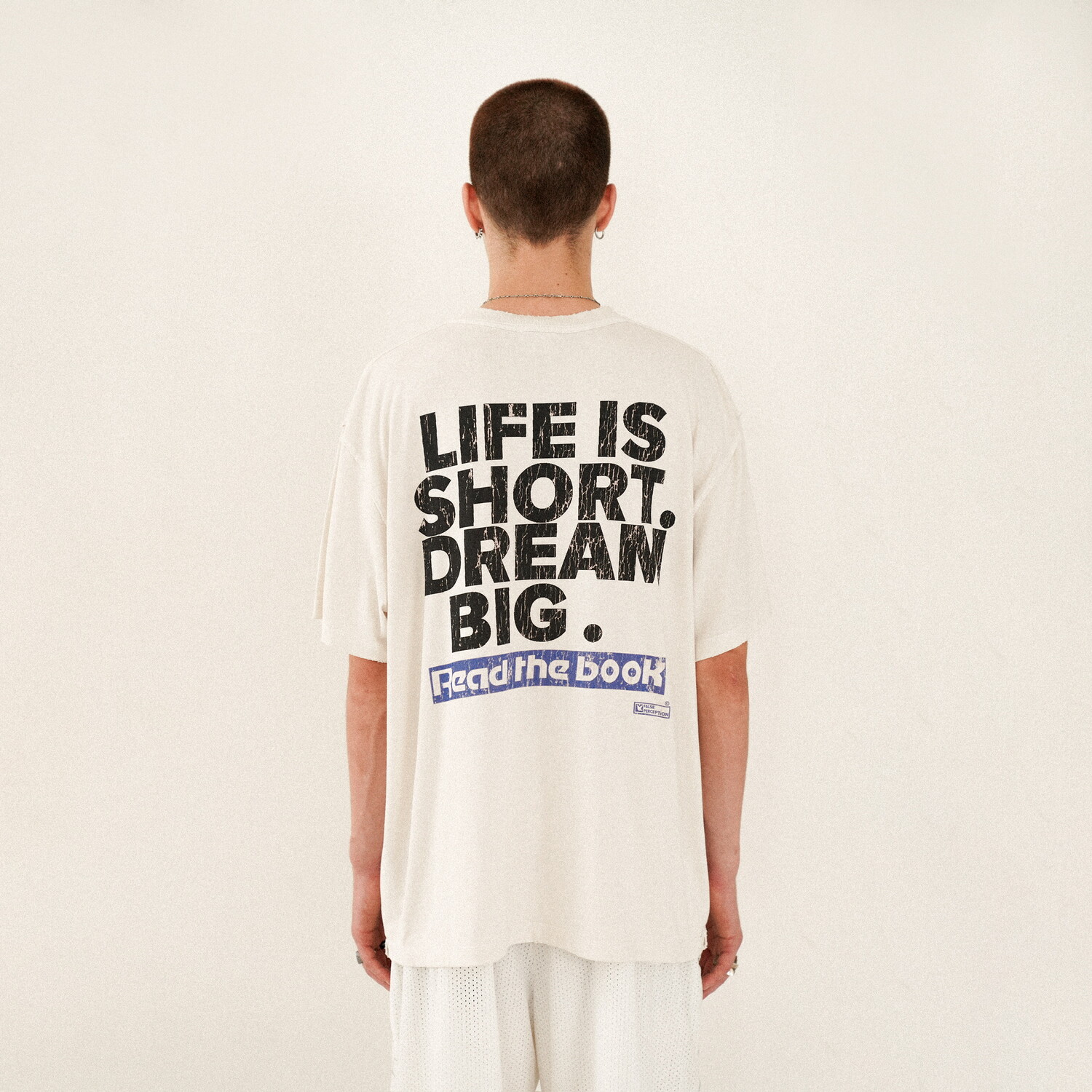 Футболка унисекс Old White False Perception, белый
Футболка унисекс Old White False Perception, белый