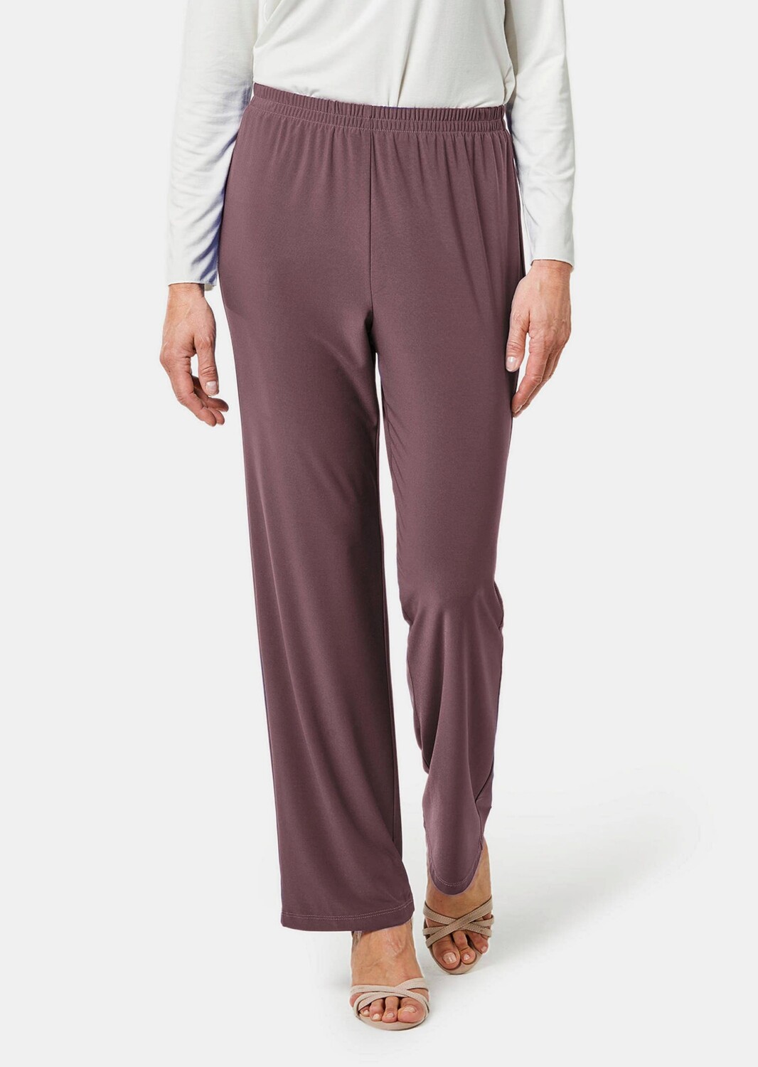 Брюки GOLDNER Slinky Hose, цвет pflaumenviolett
Брюки GOLDNER Slinky Hose, цвет pflaumenviolett