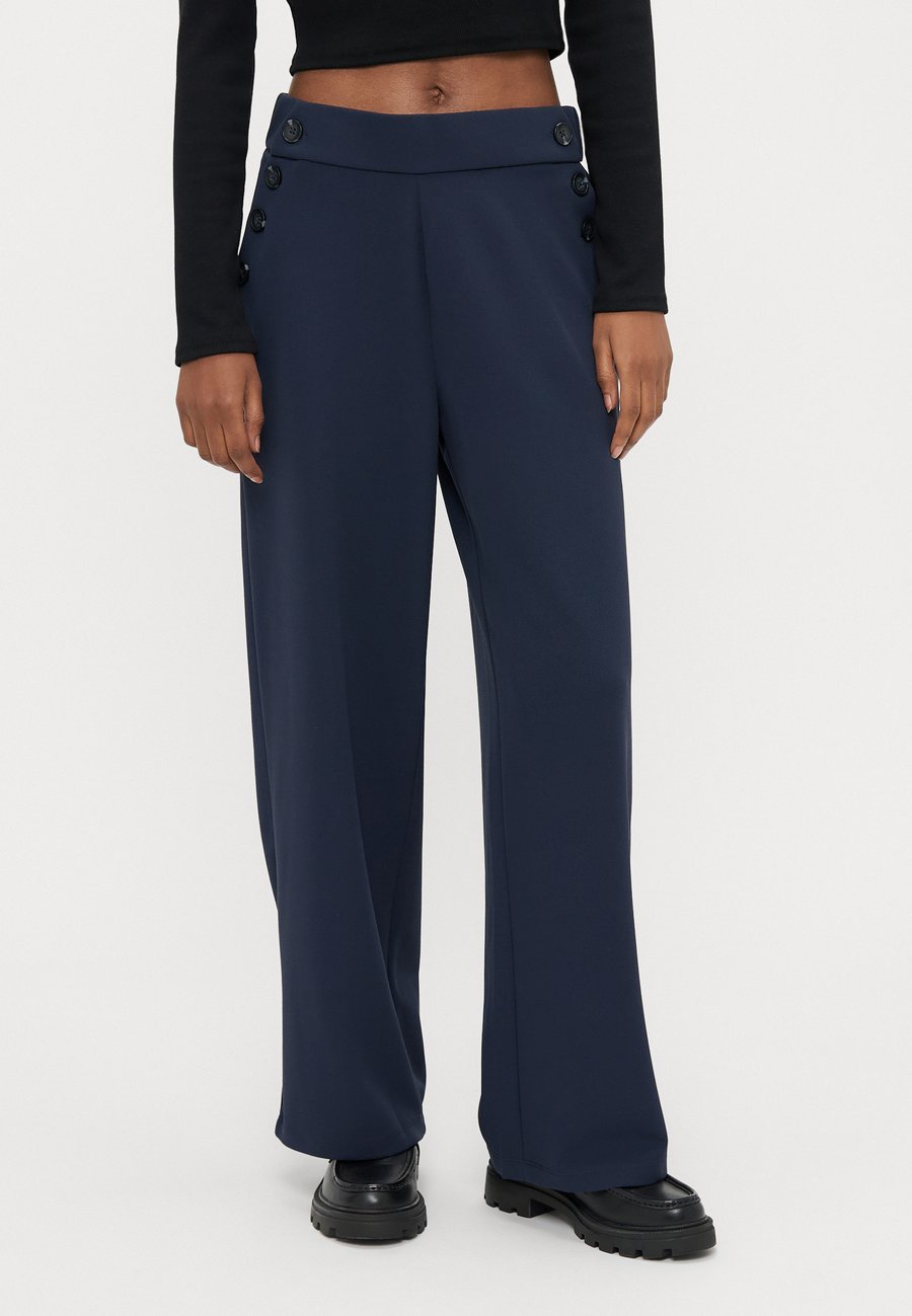 Брюки ONLY Petite ONLRINA LIFE BUTTON , Night Sky /Dark Blue
Брюки ONLY Petite ONLRINA LIFE BUTTON , Night Sky /Dark Blue