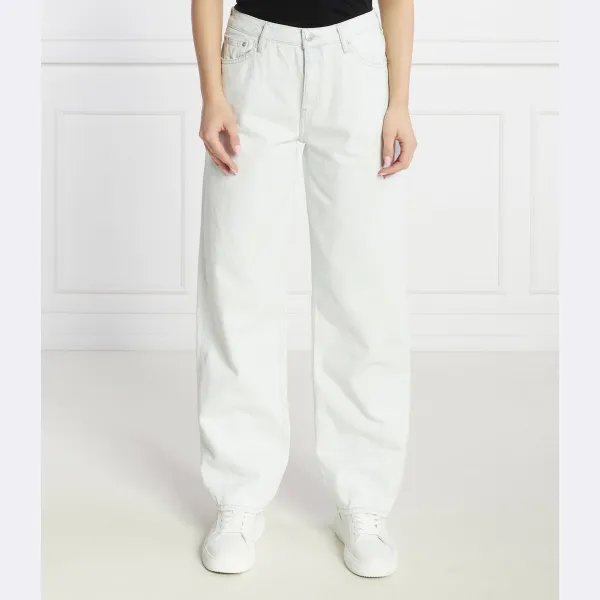 Джинсы прямого кроя в стиле 90-х Calvin Klein, синий
Джинсы прямого кроя в стиле 90-х Calvin Klein, синий