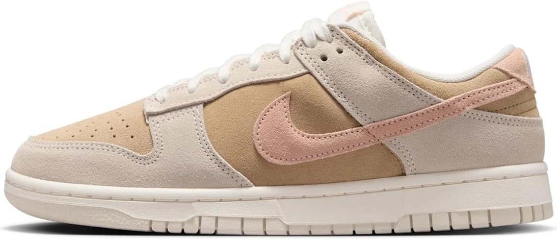 Женские кроссовки Nike Dunk Low, Phantom Washed Coral Parachute Beige
Женские кроссовки Nike Dunk Low, Phantom Washed Coral Parachute Beige