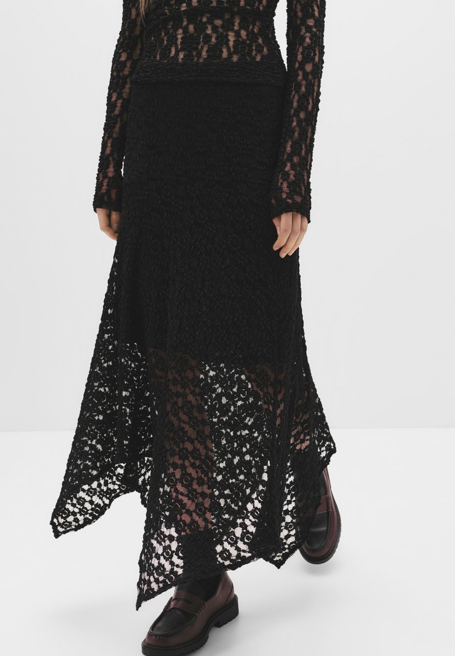 Юбка PULL&BEAR A-line skirt, Black
Юбка PULL&BEAR A-line skirt, Black