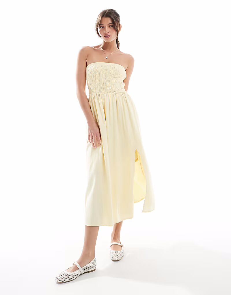 Платье миди Hollister без бретелек с заниженной талией и вставками лимонного цвета
Платье миди Hollister без бретелек с заниженной талией и вставками лимонного цвета