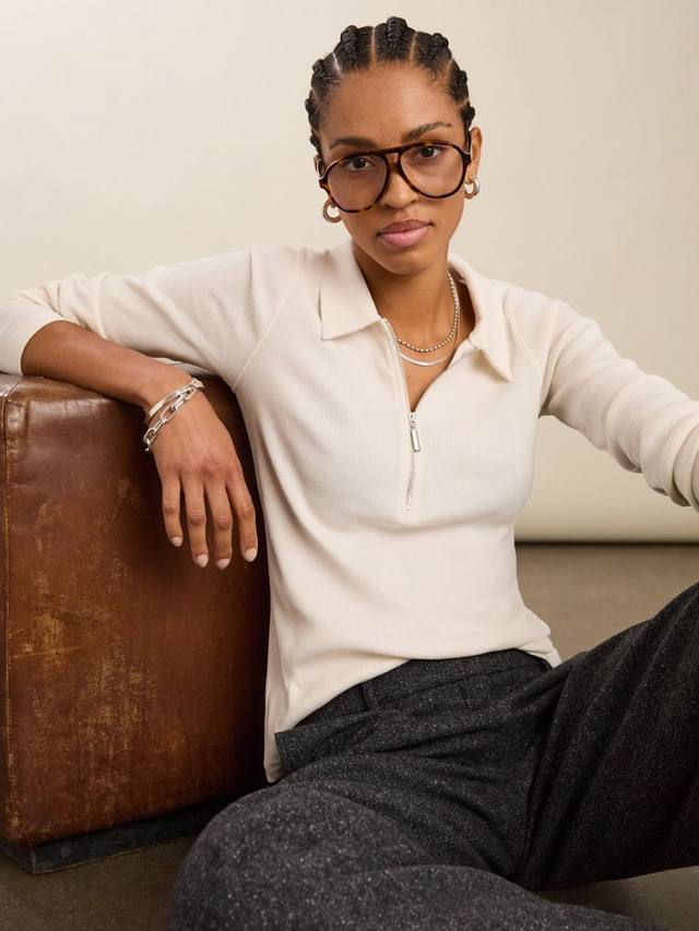 Топ с ребристым воротником на молнии Baukjen, Antique White
Топ с ребристым воротником на молнии Baukjen, Antique White