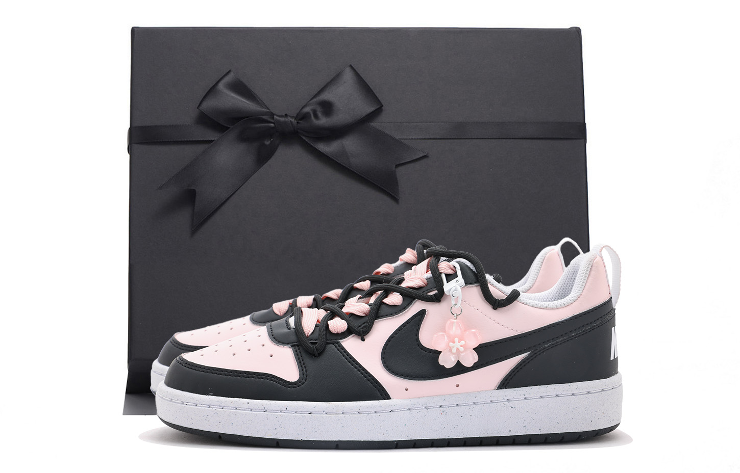 Nike Детские кроссовки для скейтбординга Court Borough, черные, износостойкие, с низким верхом, противоскользящие, для подростков
Nike Детские кроссовки для скейтбординга Court Borough, черные, износостойкие, с низким верхом, противоскользящие, для подростков