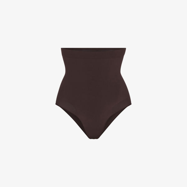 Моделирующие трусы из эластичной ткани с высокой посадкой Skims, цвет espresso
Моделирующие трусы из эластичной ткани с высокой посадкой Skims, цвет espresso