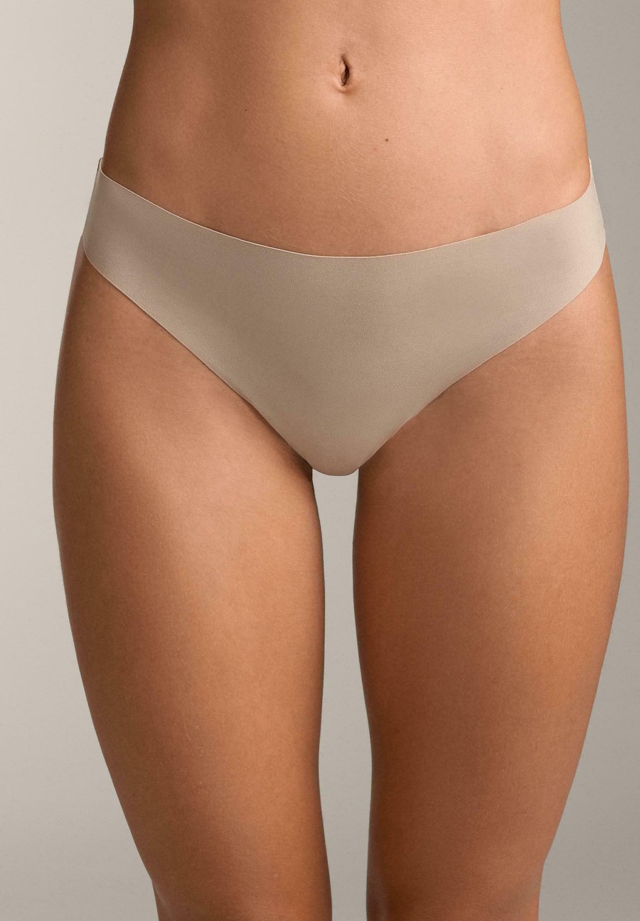 Трусы OYSHO 5 POLYAMIDE BLEND INVISIBLE, Beige
Трусы OYSHO 5 POLYAMIDE BLEND INVISIBLE, Beige