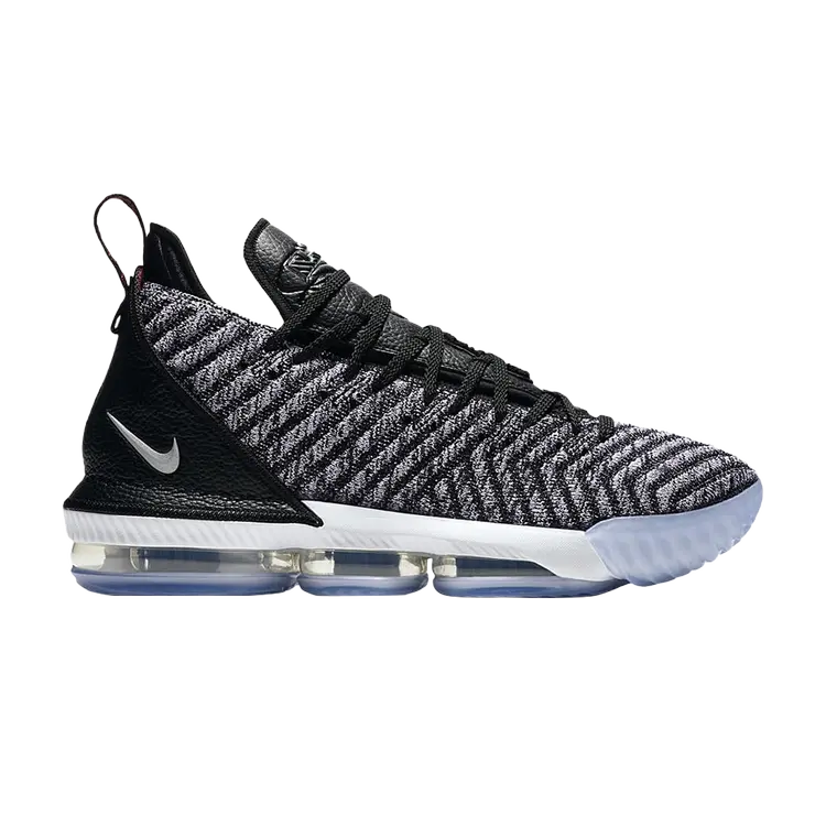 Кроссовки Nike LeBron 16 'Oreo', черный
Кроссовки Nike LeBron 16 'Oreo', черный