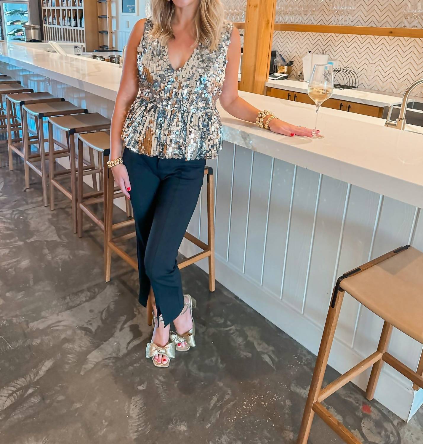 Hazel Майка в стиле диско-бейсболки Crosby by Mollie Burch, цвет disco sequin
Hazel Майка в стиле диско-бейсболки Crosby by Mollie Burch, цвет disco sequin