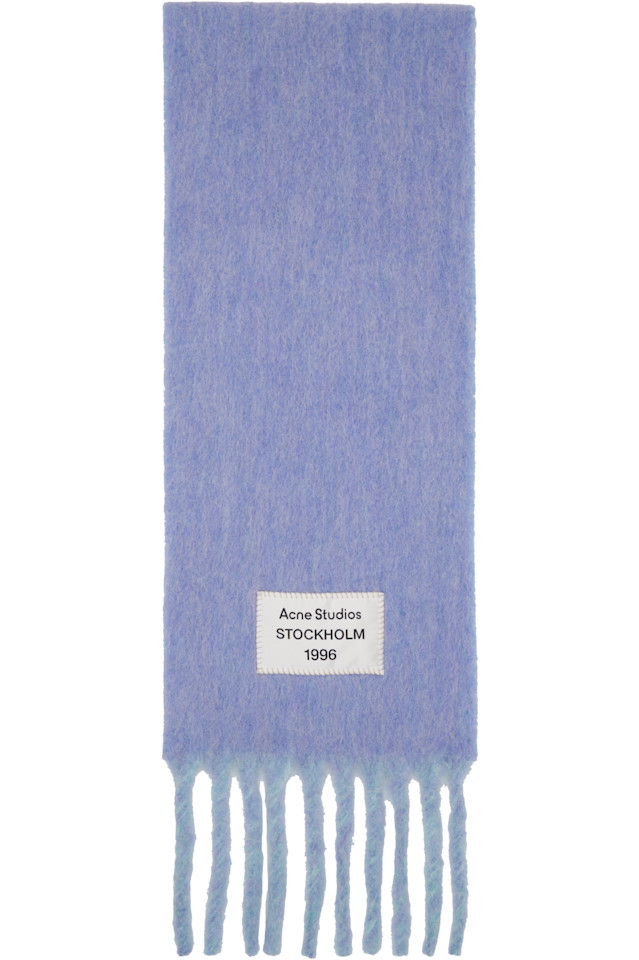 Acne Studios Двухцветный шарф из альпаки сине-фиолетового цвета
Acne Studios Двухцветный шарф из альпаки сине-фиолетового цвета