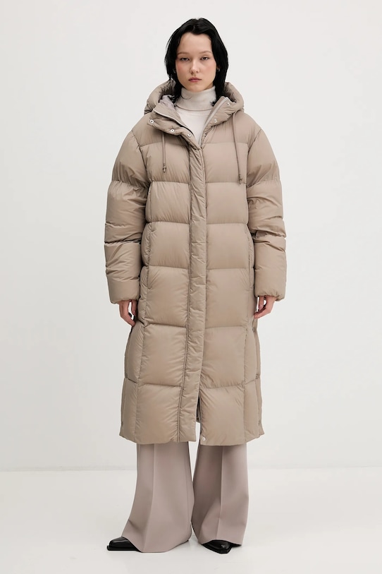 Пуховик Hugo, бежевый
Пуховик Hugo, бежевый