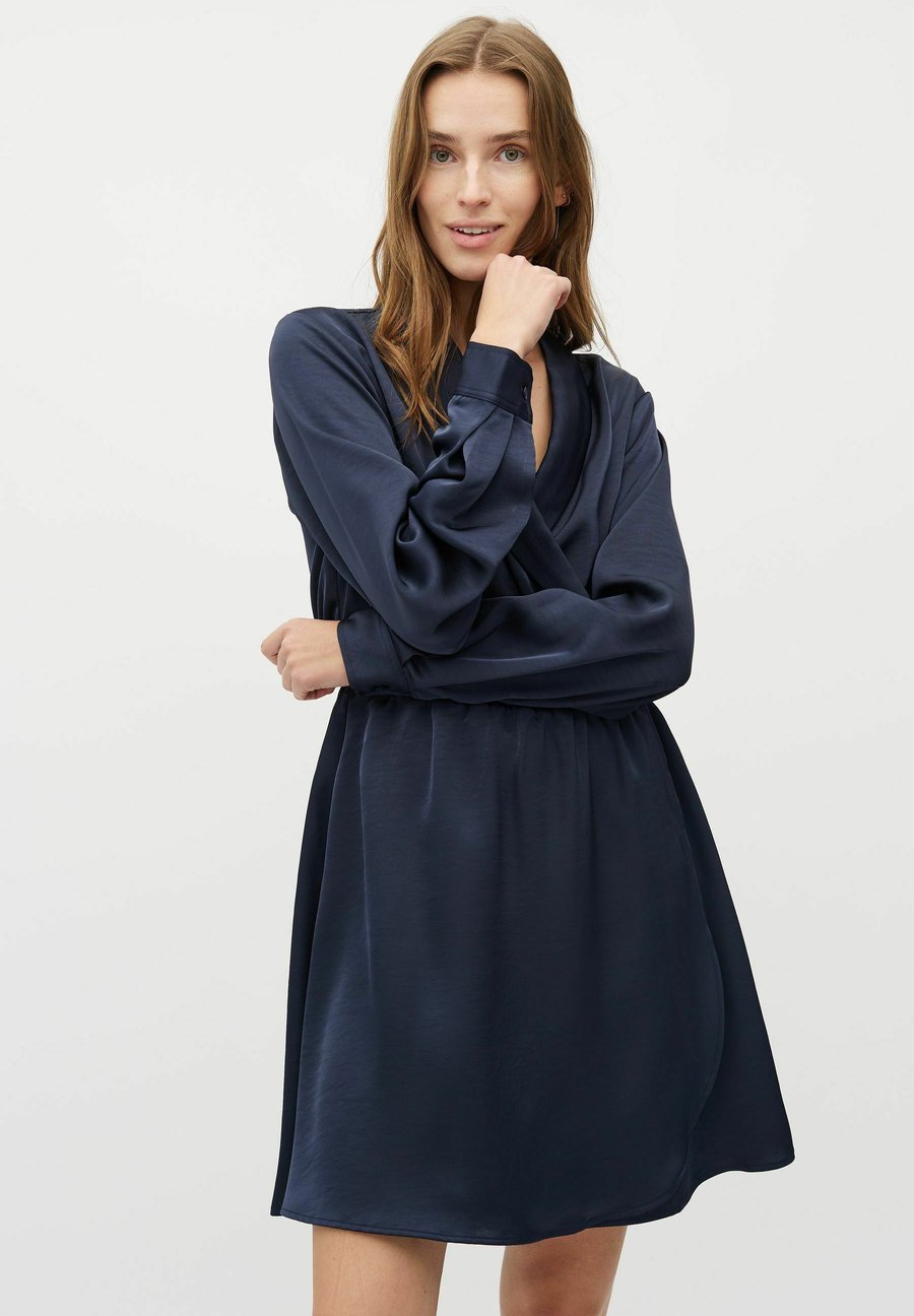 Платье mbyM NAYAH-M, Night Sky/Dark Blue
Платье mbyM NAYAH-M, Night Sky/Dark Blue