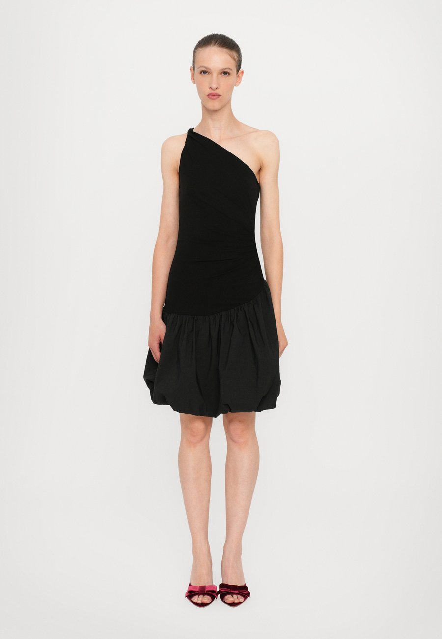 Платье Diane von Furstenberg NINA DRESS, Black
Платье Diane von Furstenberg NINA DRESS, Black