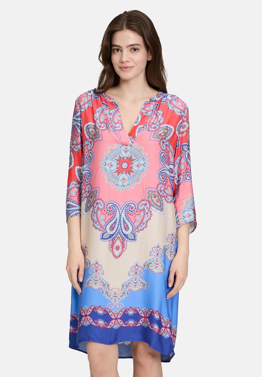 Повседневное платье MIT 3/4 ARM Betty Barclay, синий
Повседневное платье MIT 3/4 ARM Betty Barclay, синий