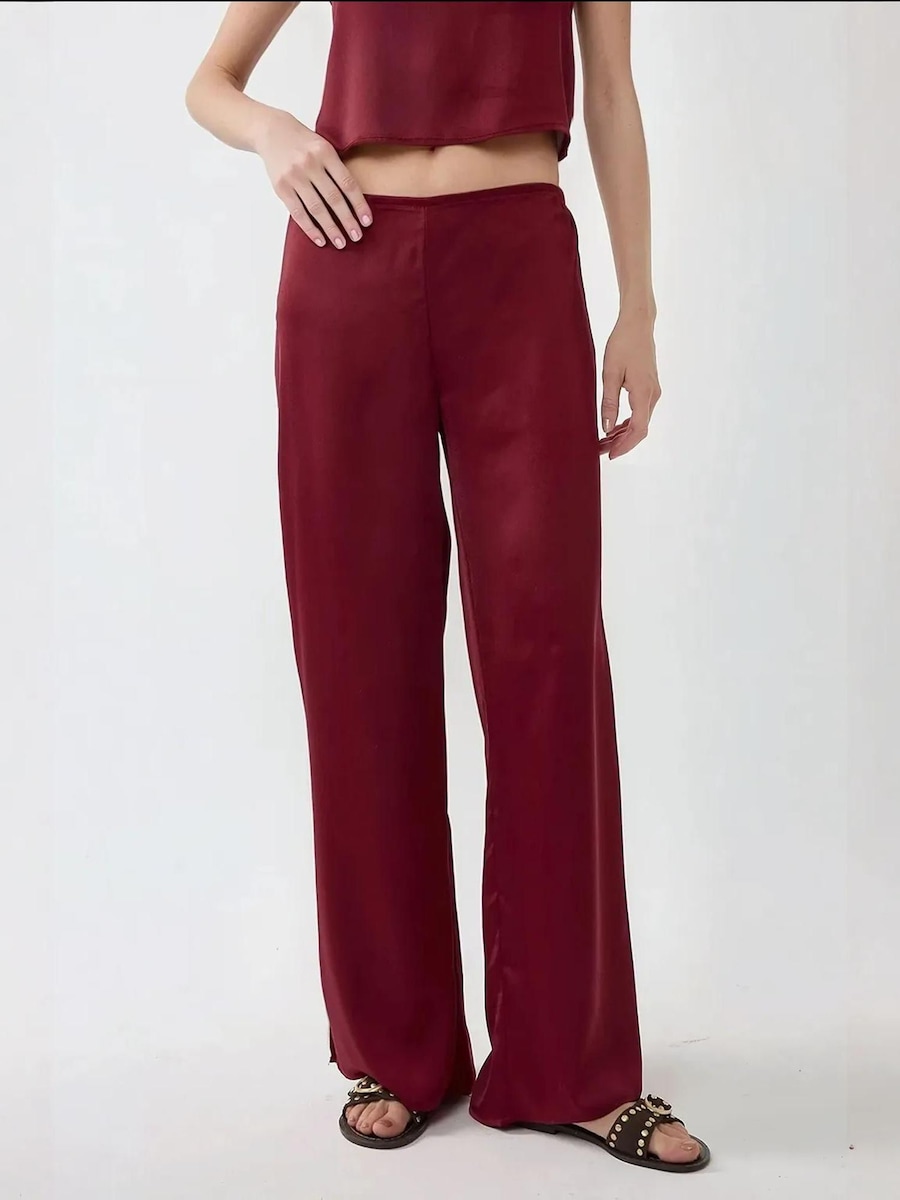 Широкие брюки Hiccup, Wine Red
Широкие брюки Hiccup, Wine Red