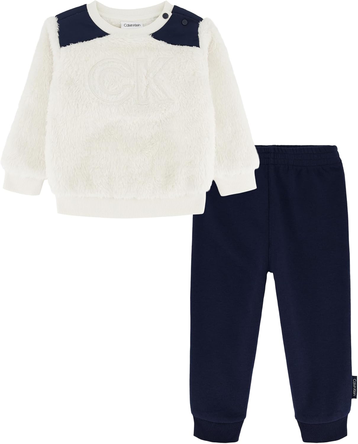 Комплект из 2-х трикотажных изделий для бега Calvin Klein для мальчиков, Antique White/Navy Blazer
Комплект из 2-х трикотажных изделий для бега Calvin Klein для мальчиков, Antique White/Navy Blazer