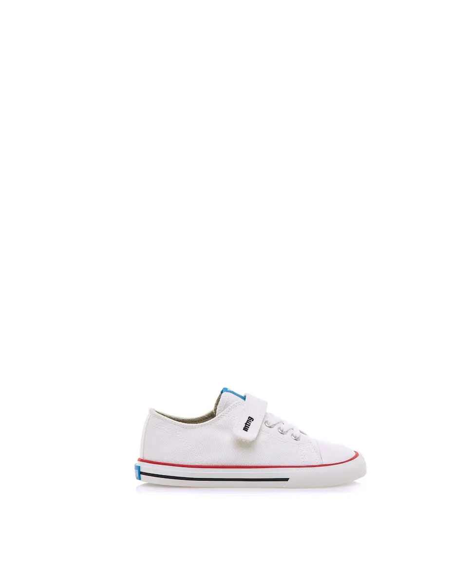 Детские парусиновые кроссовки со шнурками и клеевой застежкой Mustang, белый
Детские парусиновые кроссовки со шнурками и клеевой застежкой Mustang, белый