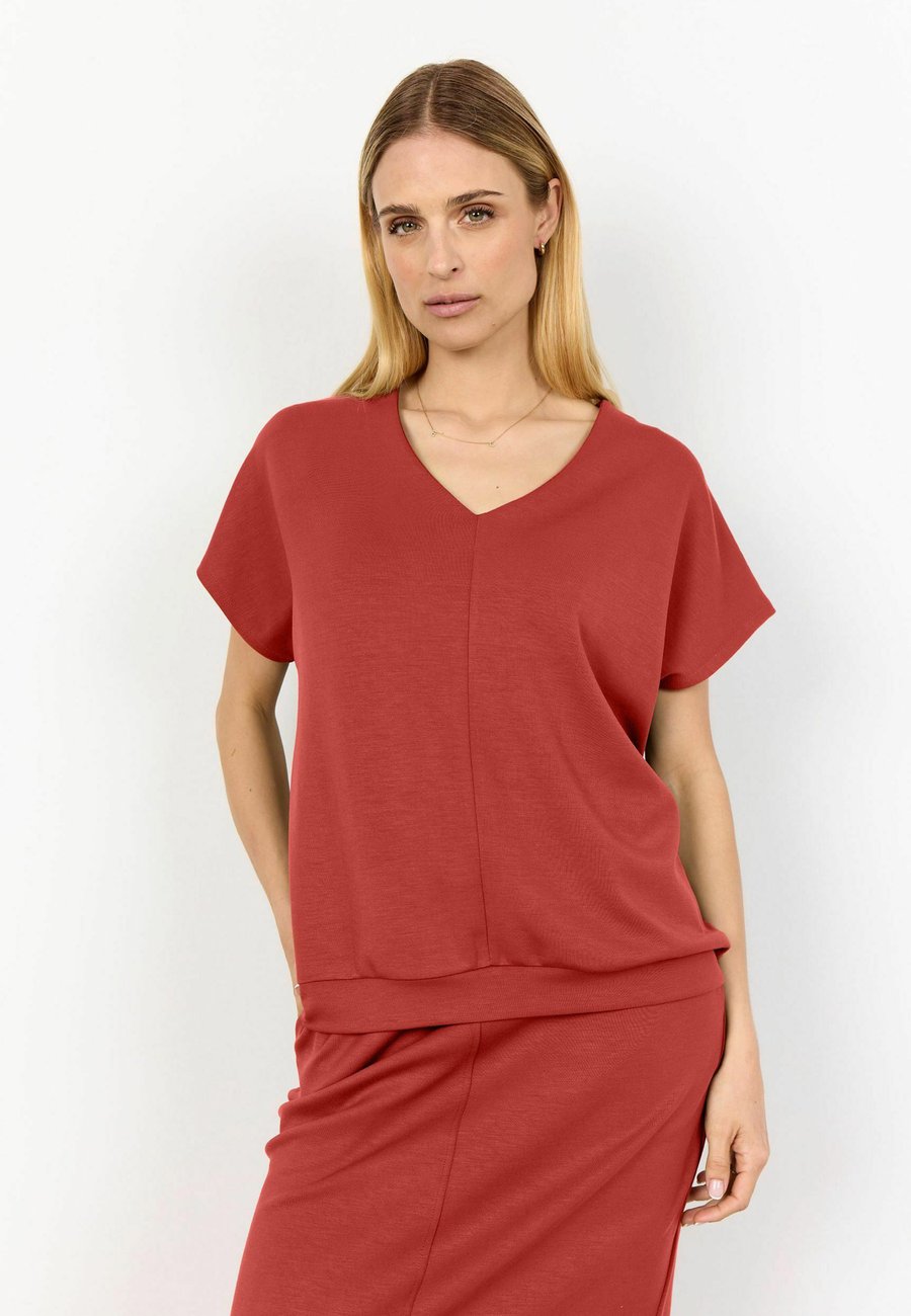 Футболка Soyaconcept Basic T-shirt, Mineral Red/Red, Красный, Футболка Soyaconcept Basic T-shirt, Mineral Red/Red
Футболка Soyaconcept Basic T-shirt, Mineral Red/Red, Красный, Футболка Soyaconcept Basic T-shirt, Mineral Red/Red