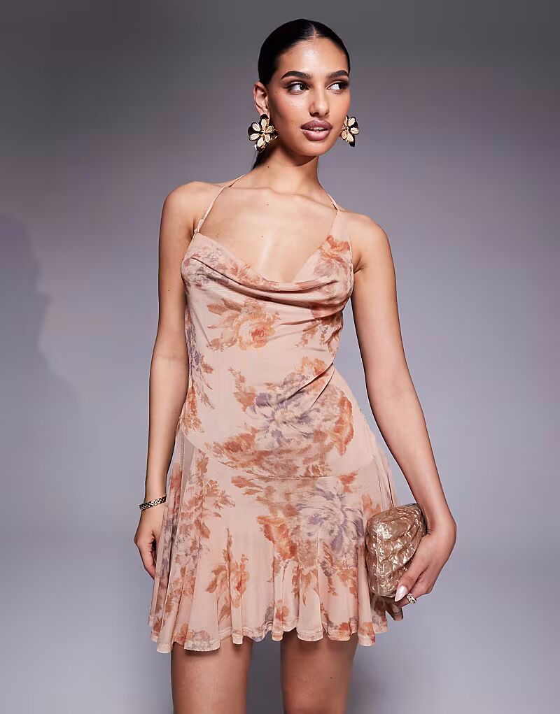 ASOS DESIGN сетчатое асимметричное мини-платье-хомут с плиссированной юбкой и винтажным цветочным принтом
ASOS DESIGN сетчатое асимметричное мини-платье-хомут с плиссированной юбкой и винтажным цветочным принтом