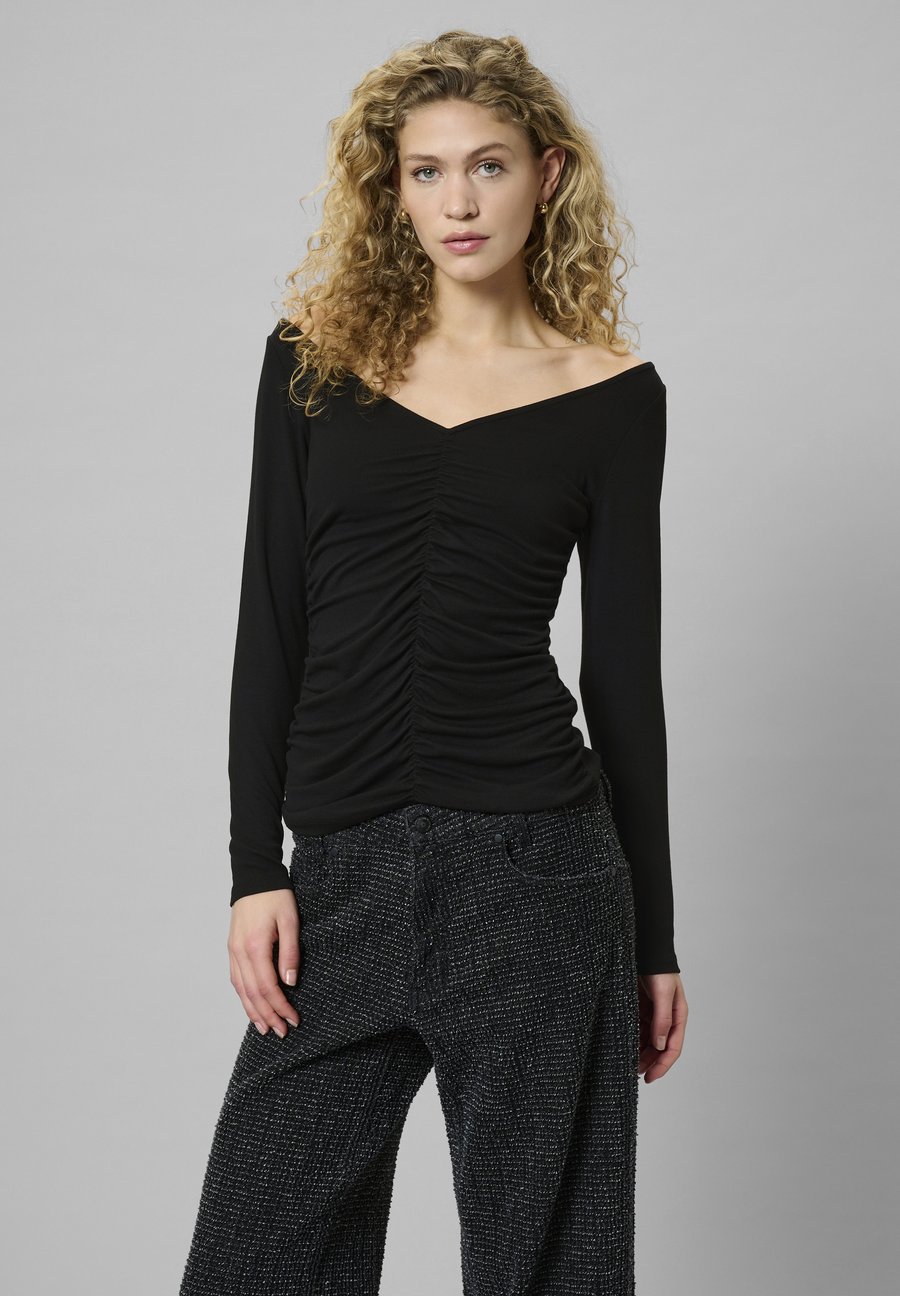 Топ My Essential Wardrobe MWGIGGO BLOUSE, Black
Топ My Essential Wardrobe MWGIGGO BLOUSE, Black