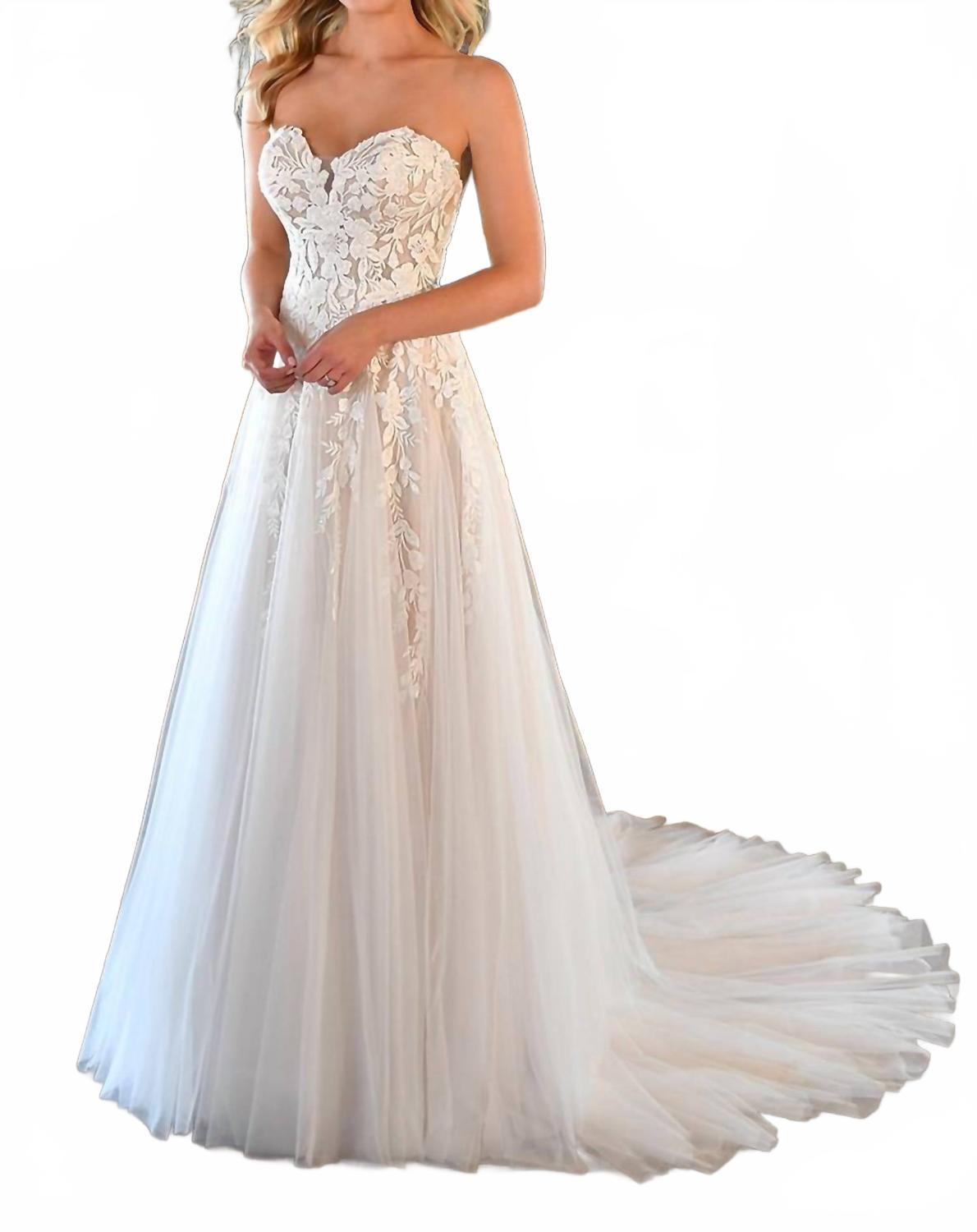 Бесплечее свадебное платье в стиле балетного пачки в цвете айвори/бискотти Stella York, слоновая кость
Бесплечее свадебное платье в стиле балетного пачки в цвете айвори/бискотти Stella York, слоновая кость