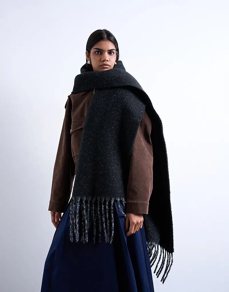 Шарф-плед Topshop Sydney черного и серого цветов
Шарф-плед Topshop Sydney черного и серого цветов