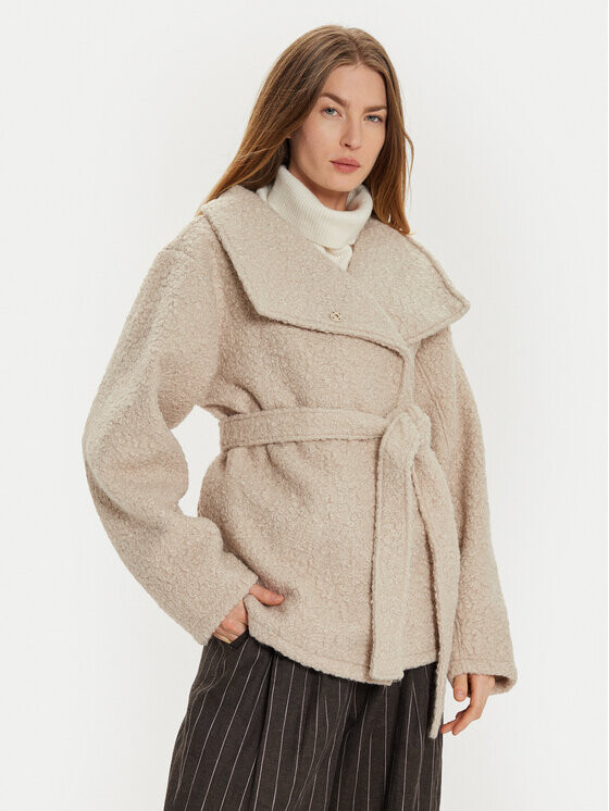 Зимнее пальто оверсайз Gina Tricot, бежевый
Зимнее пальто оверсайз Gina Tricot, бежевый