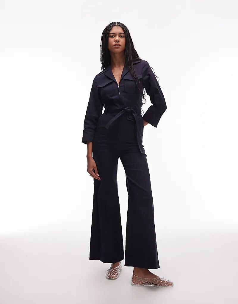 & Other Stories комбинезон с поясом и накладными карманами темно-синего цвета
& Other Stories комбинезон с поясом и накладными карманами темно-синего цвета