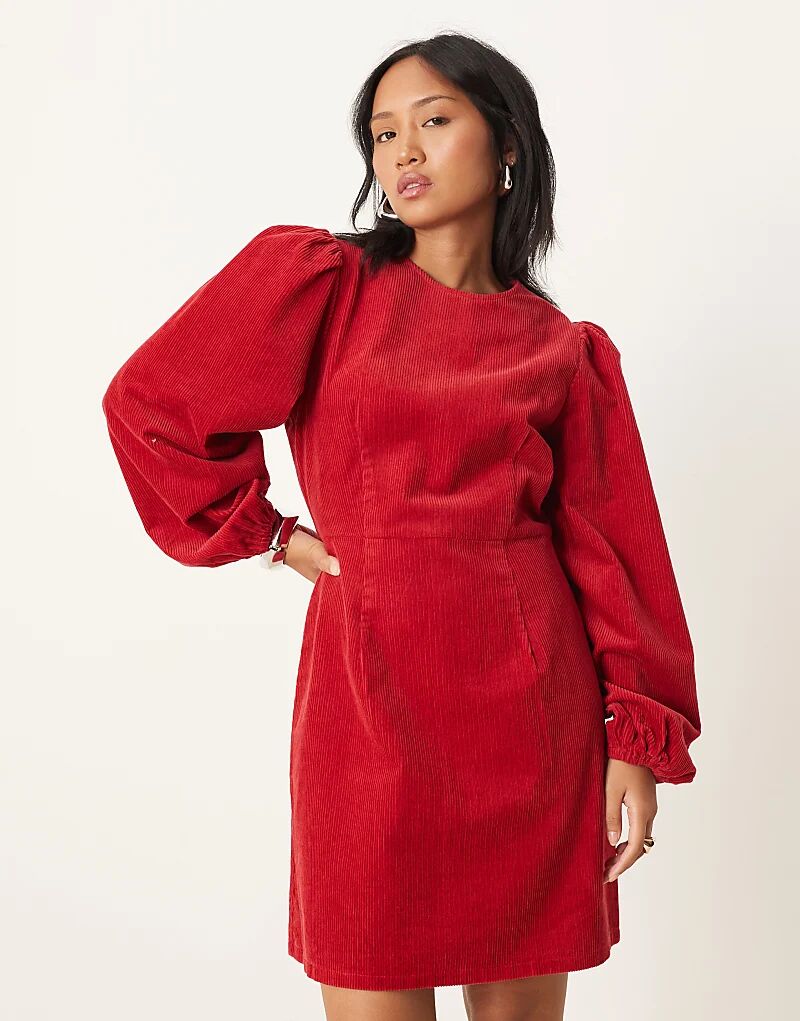 Платье-мини с рукавами-фонариками Petite Peggy от Nobody's Child красного цвета
Платье-мини с рукавами-фонариками Petite Peggy от Nobody's Child красного цвета