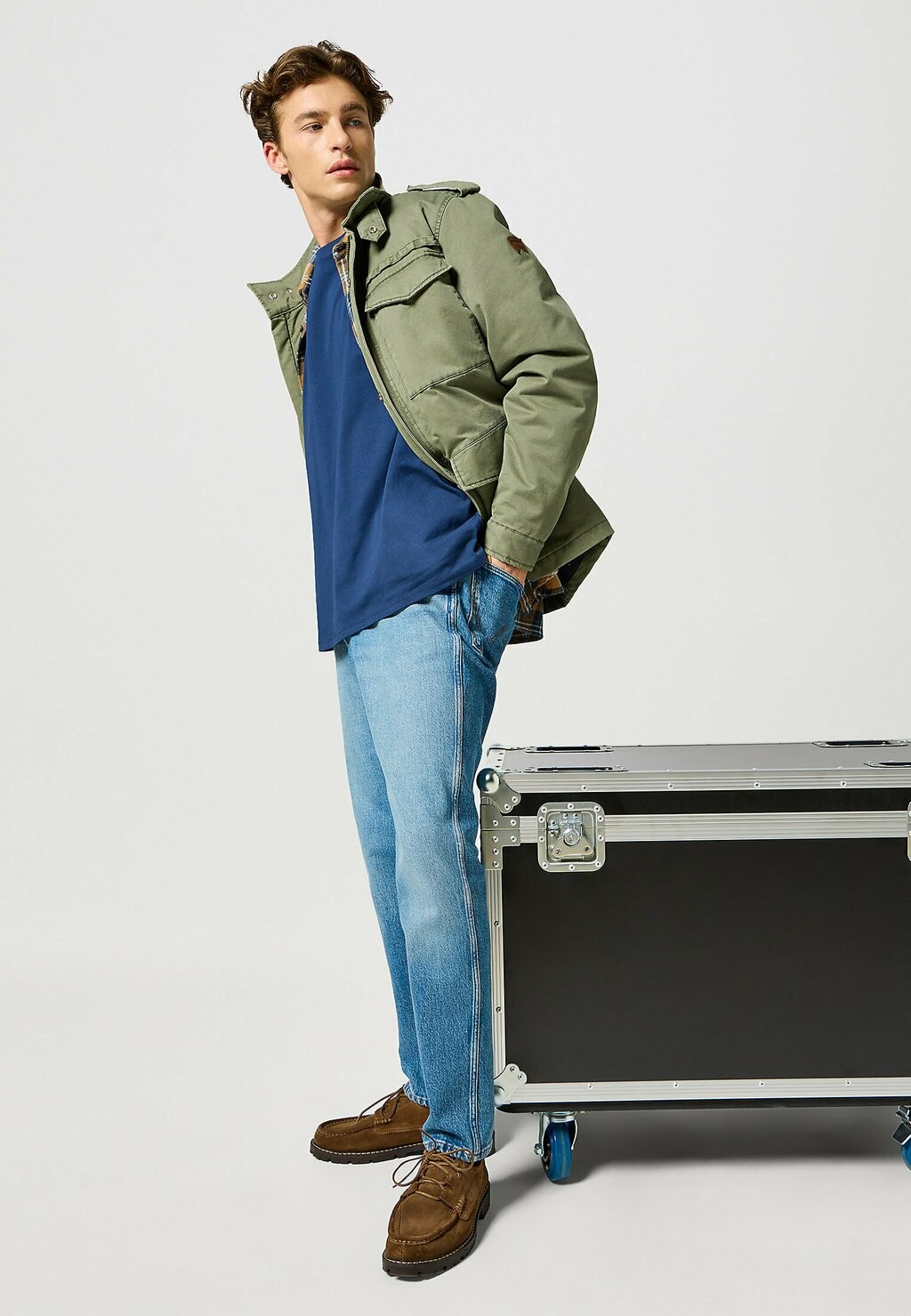 Джинсы прямого кроя RIVER Wrangler, синий деним
Джинсы прямого кроя RIVER Wrangler, синий деним