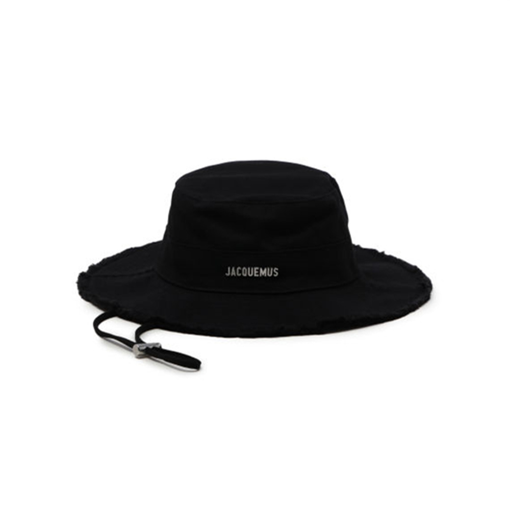 Jacquemus Хлопковая шляпа-ведро мужская, Black
Jacquemus Хлопковая шляпа-ведро мужская, Black