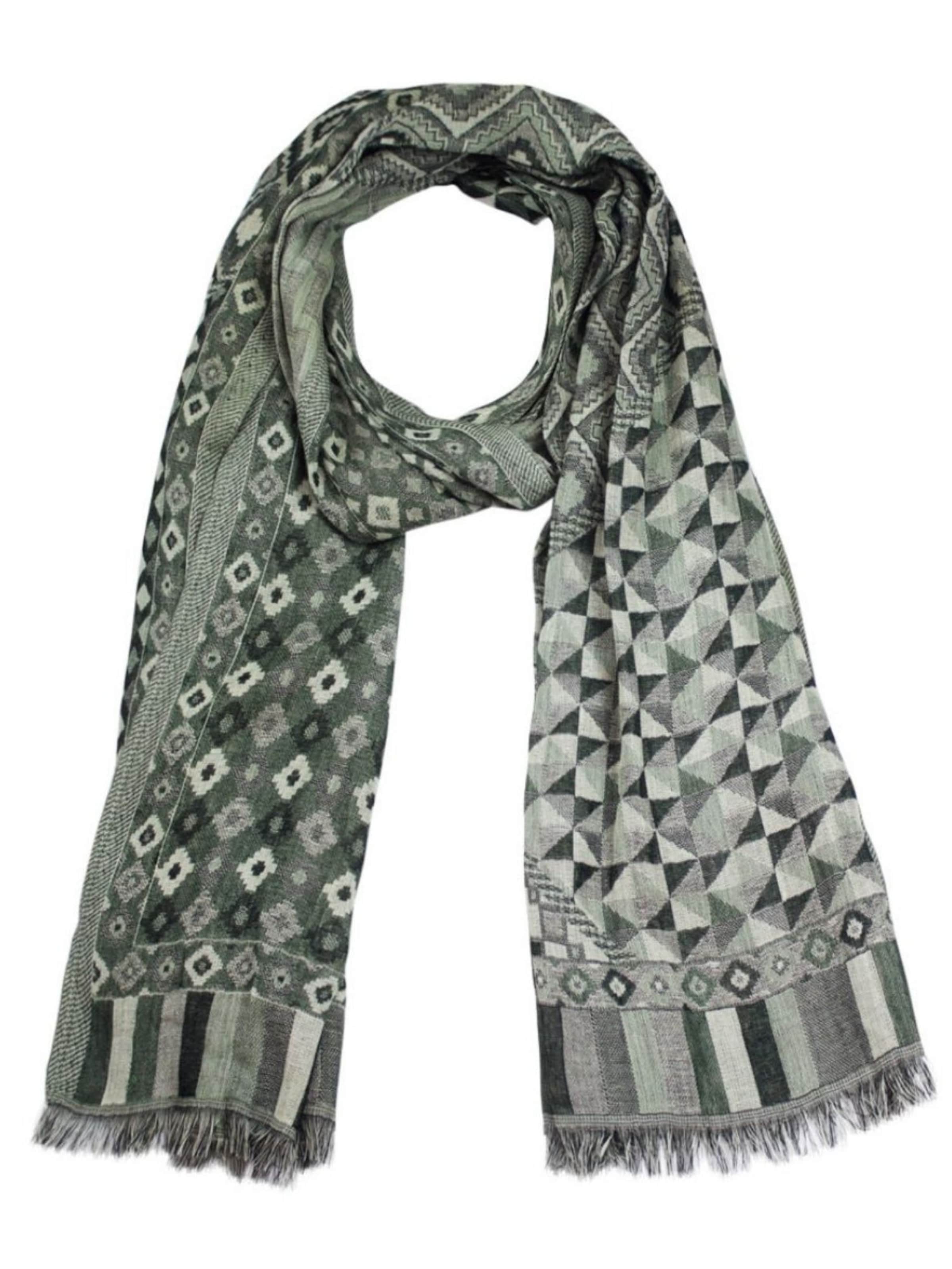 Платок 'Sunsa' в зеленом цвете
Платок 'Sunsa' в зеленом цвете