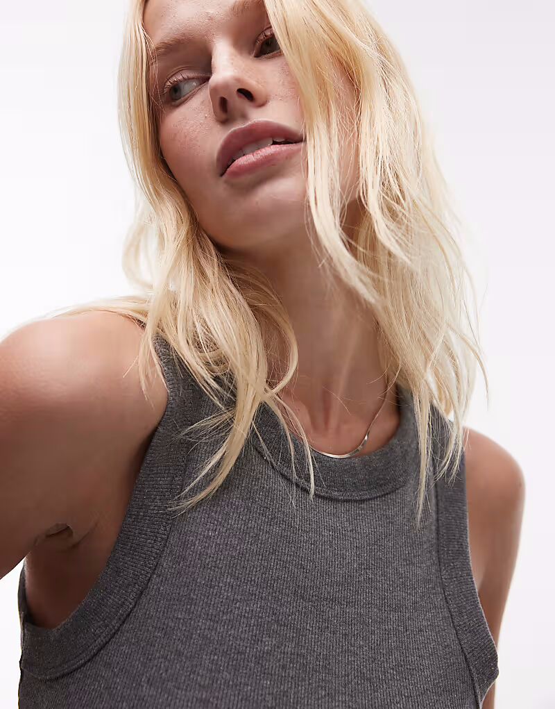 Топ Topshop rib racer в угольно-мелованном цвете
Топ Topshop rib racer в угольно-мелованном цвете