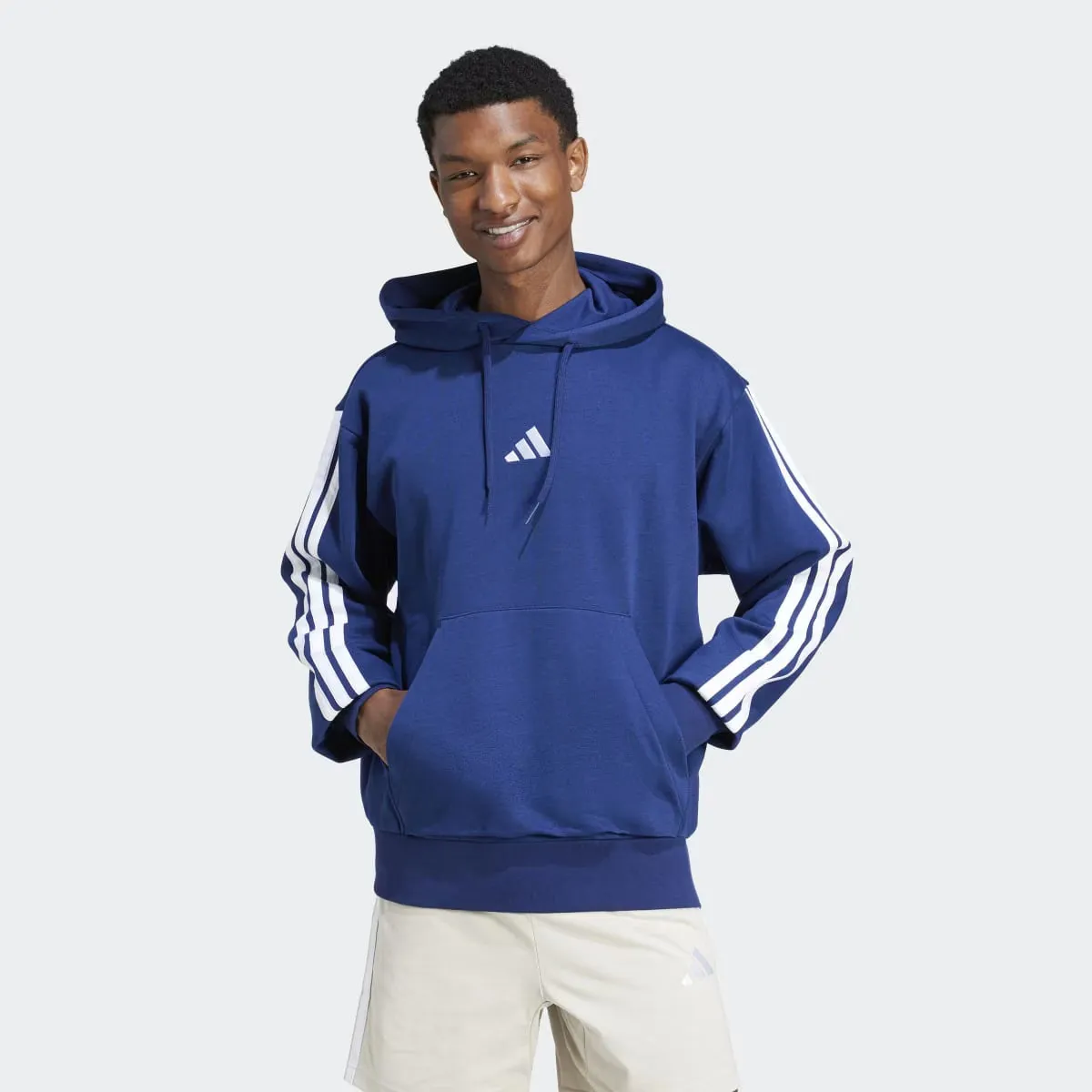 Толстовка с капюшоном Adidas Men's Essentials Fleece 3-Stripes, синий 
Толстовка с капюшоном Adidas Men's Essentials Fleece 3-Stripes, синий