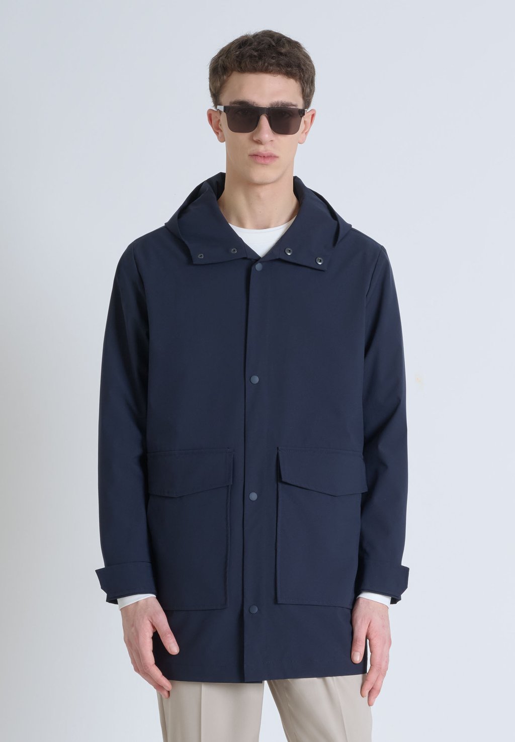 Парка COMPOUND TECHNO WITH LOGO ON FLAG Antony Morato, темно-синий
Парка COMPOUND TECHNO WITH LOGO ON FLAG Antony Morato, темно-синий