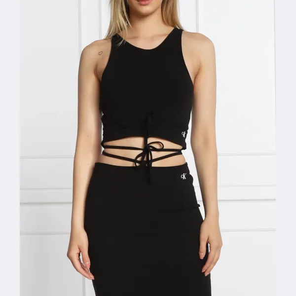 Укороченный топ Calvin Klein, черный
Укороченный топ Calvin Klein, черный