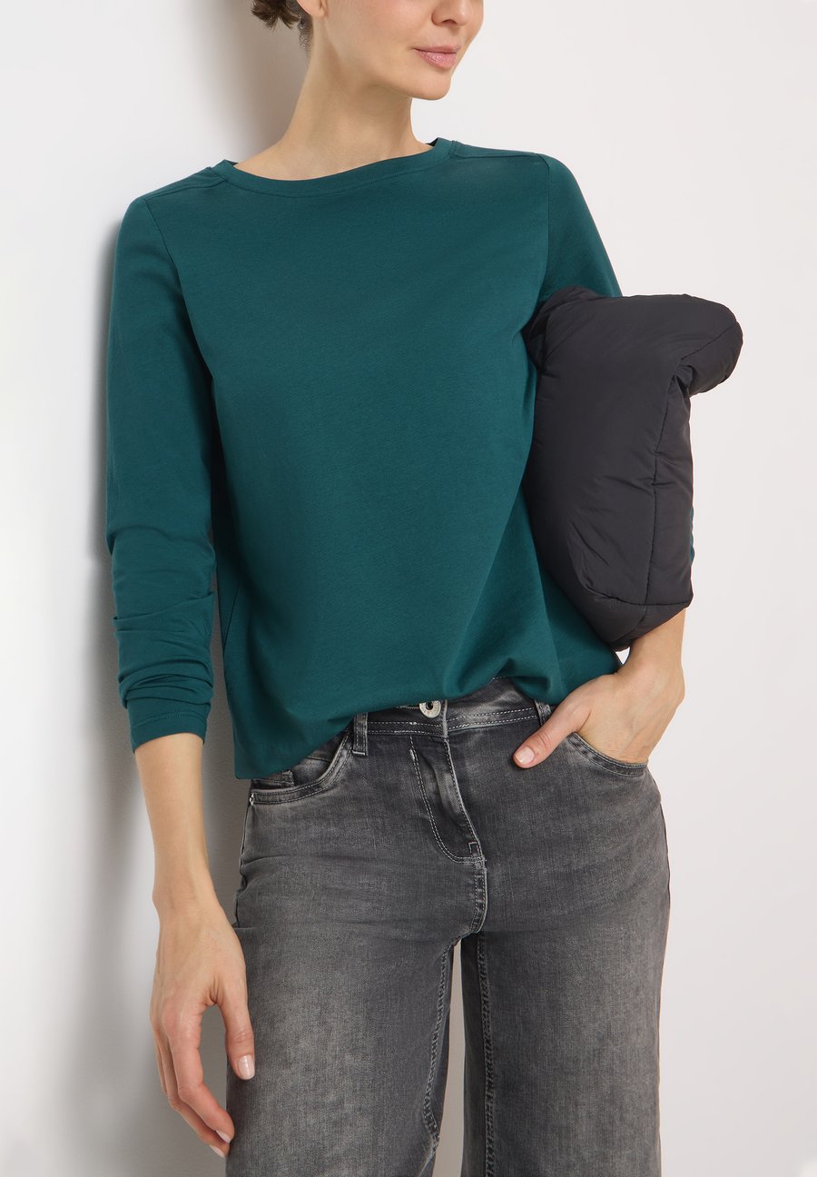 Топ Cecil IN UNIFARBE, Grün/Dark Green
Топ Cecil IN UNIFARBE, Grün/Dark Green