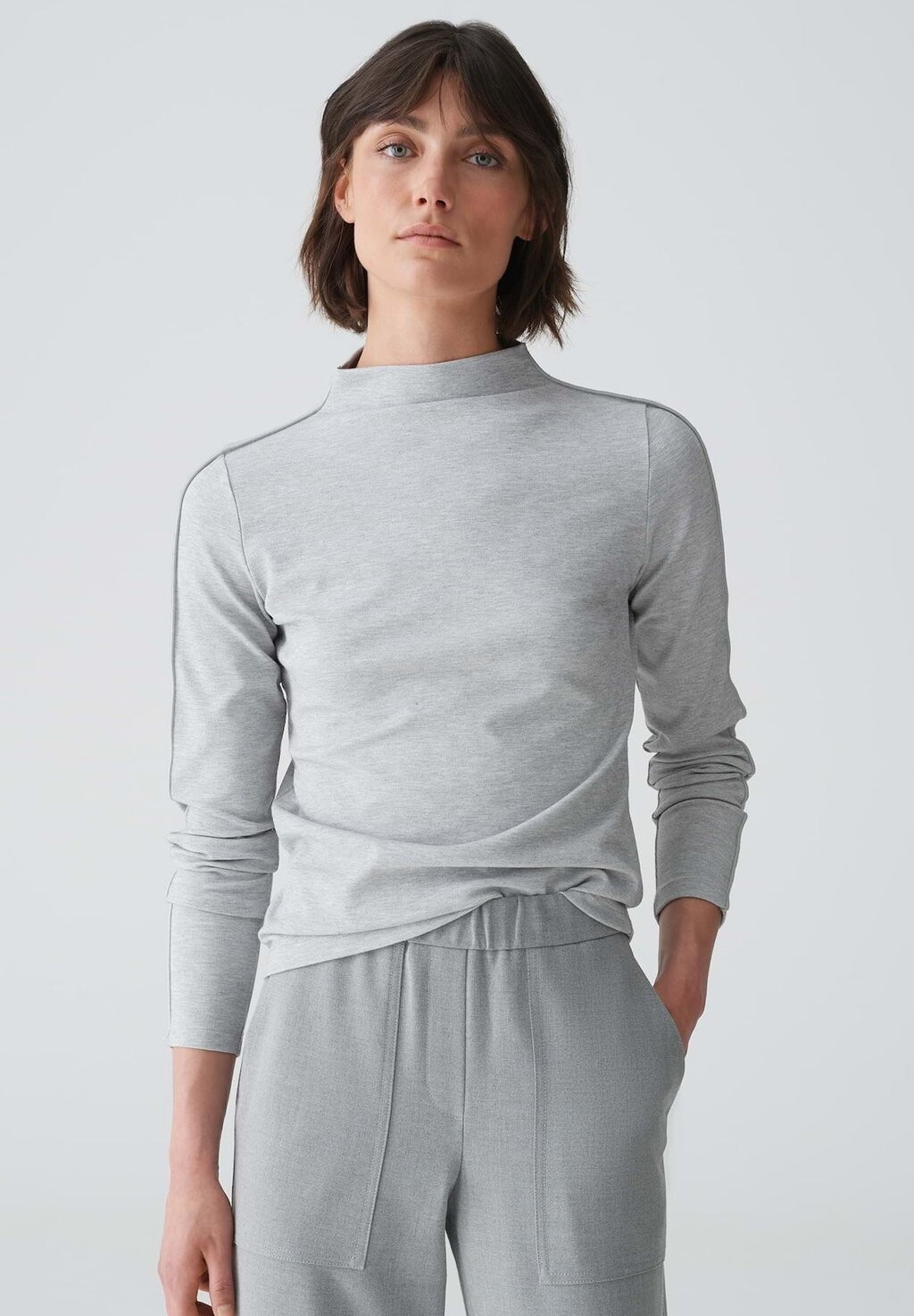 Топ с длинными рукавами SALIMAS Opus, серый
Топ с длинными рукавами SALIMAS Opus, серый