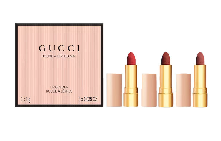 Помады для женщин GUCCI
Помады для женщин GUCCI