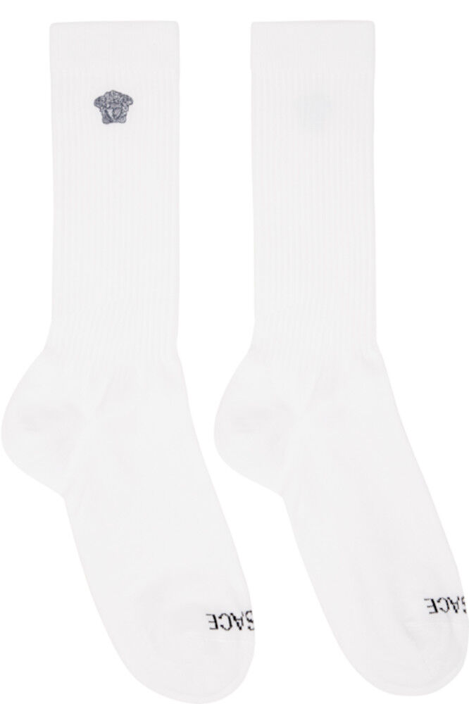 Белые носки в рубчик с вышитым изображением Медузы Versace 
Белые носки в рубчик с вышитым изображением Медузы Versace