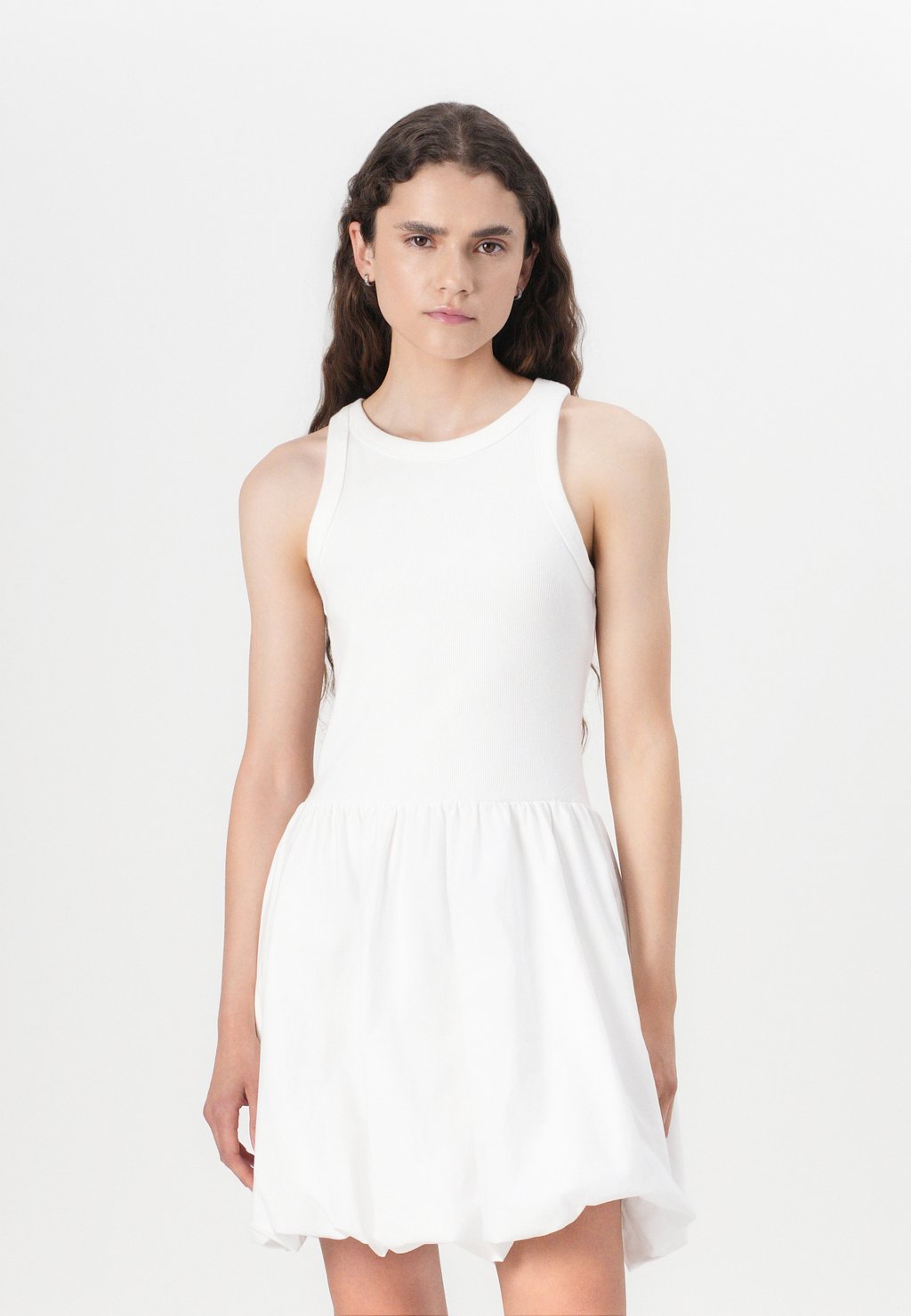 Повседневное платье BUBBLE MIXED MEDIA GAP, белый
Повседневное платье BUBBLE MIXED MEDIA GAP, белый