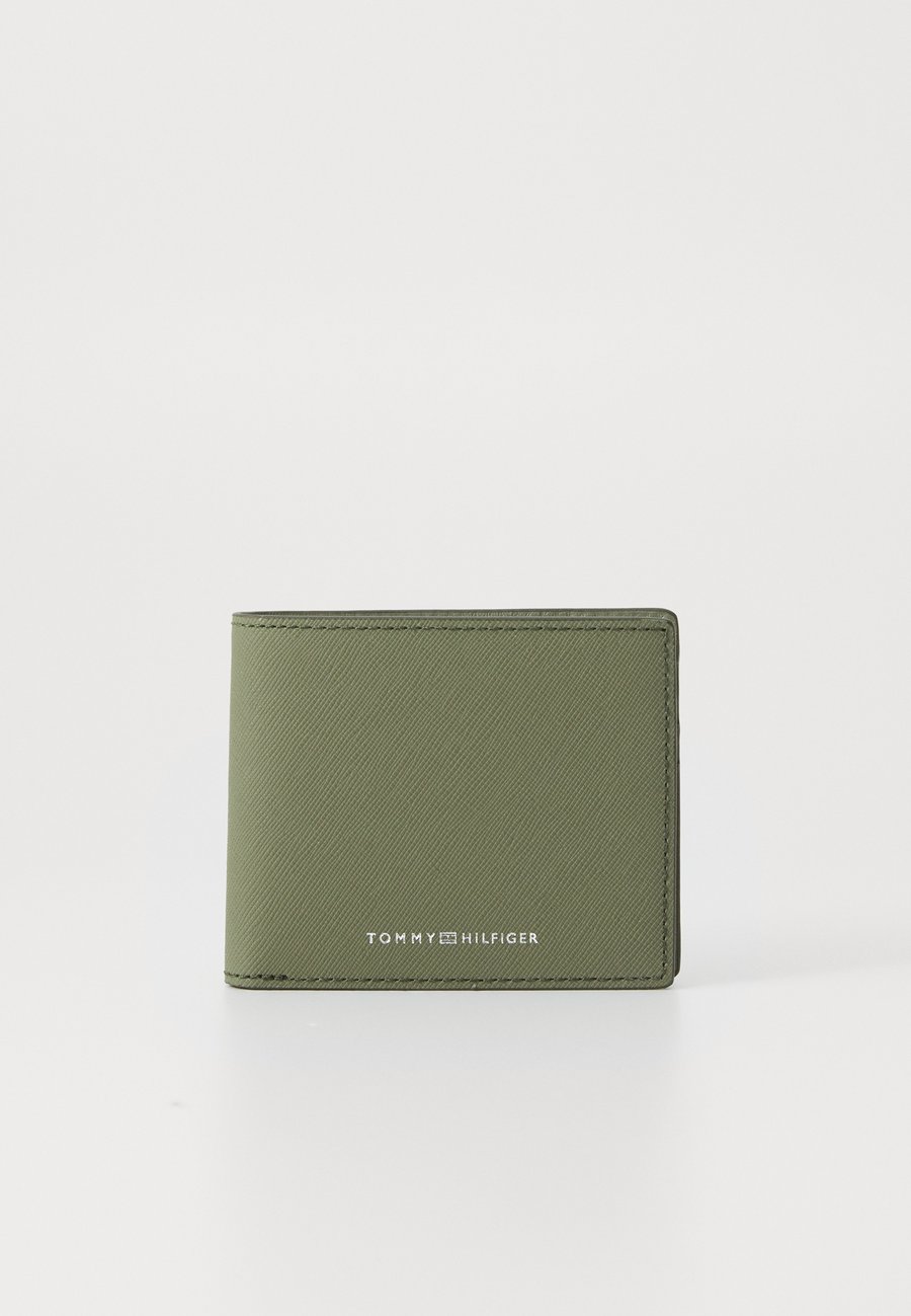 Кошелек Tommy Hilfiger EDGE MINI WALLET UNISEX, Battle Green/Dark Green
Кошелек Tommy Hilfiger EDGE MINI WALLET UNISEX, Battle Green/Dark Green