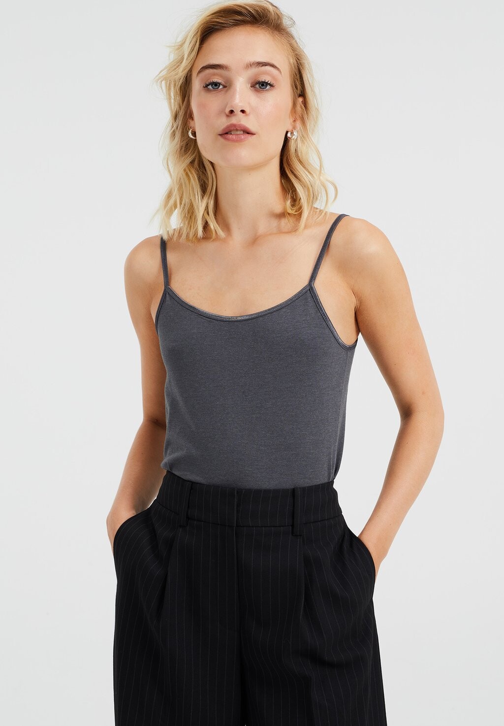 Топ WE Fashion
Топ WE Fashion